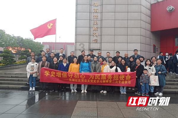 你知道秦朝二世而亡是崩在哪里吗？熟知历史并不等于理解历史